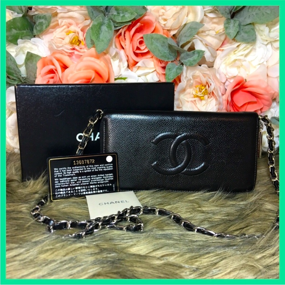 Authentic Chanel Caviar Skin COco Mark Wallet